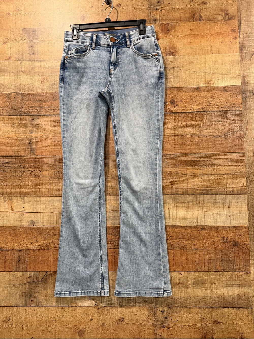 Democracy Light Wash Slimming Flare Jeans Size 4